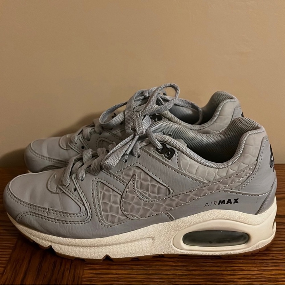 Nike Air Max size 6 women’s shoes